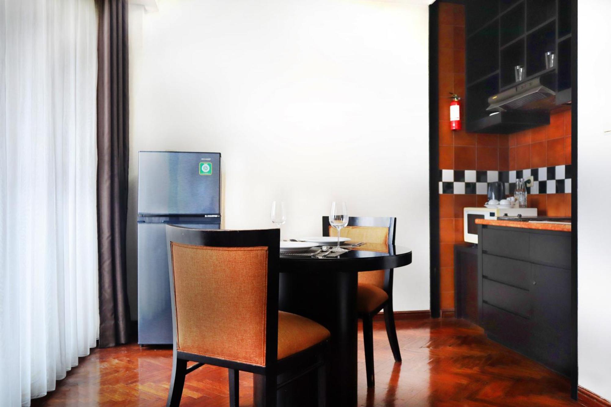 Oakwood Suites Kuningan Джакарта Екстер'єр фото