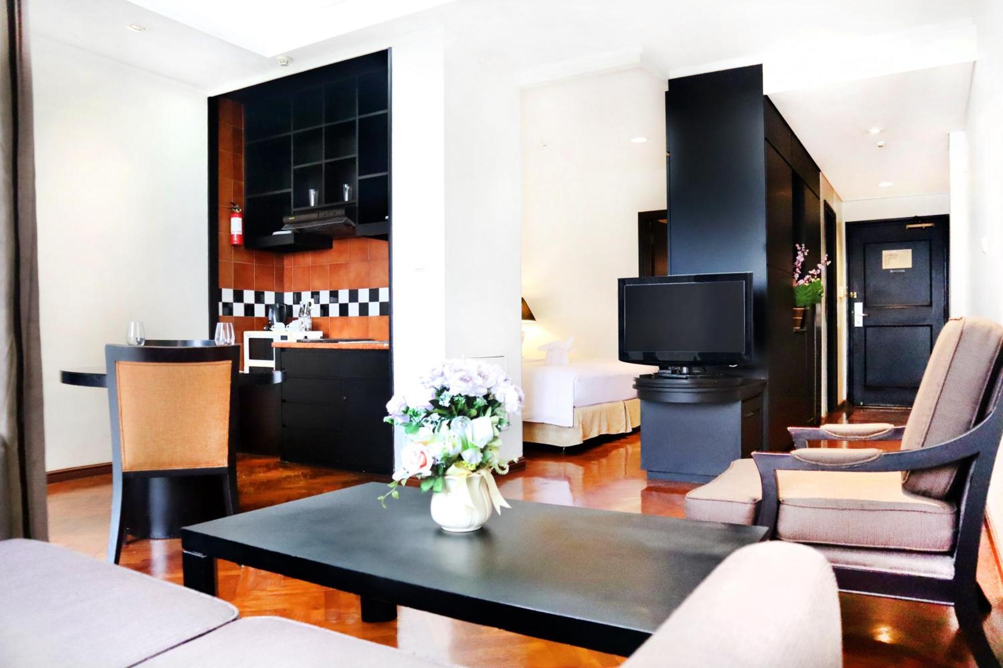 Oakwood Suites Kuningan Джакарта Екстер'єр фото